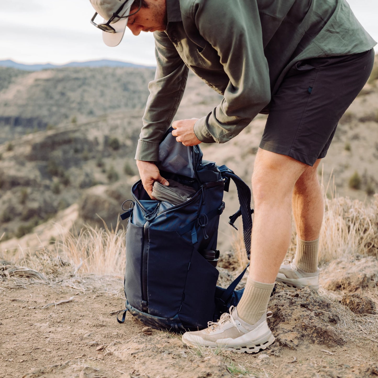 40L Men's Hiking Pack - US 2386