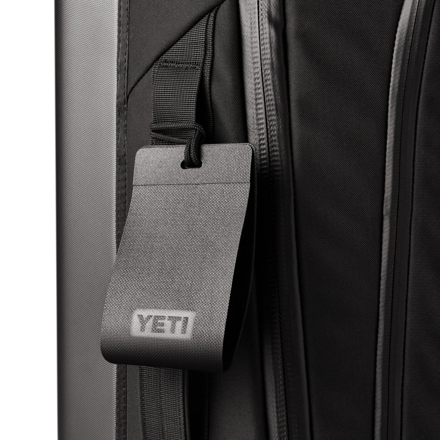 35L/22" Carry-On Luggage - US 2065